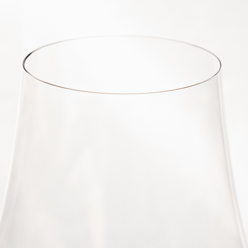 ISABELLA wine glass
