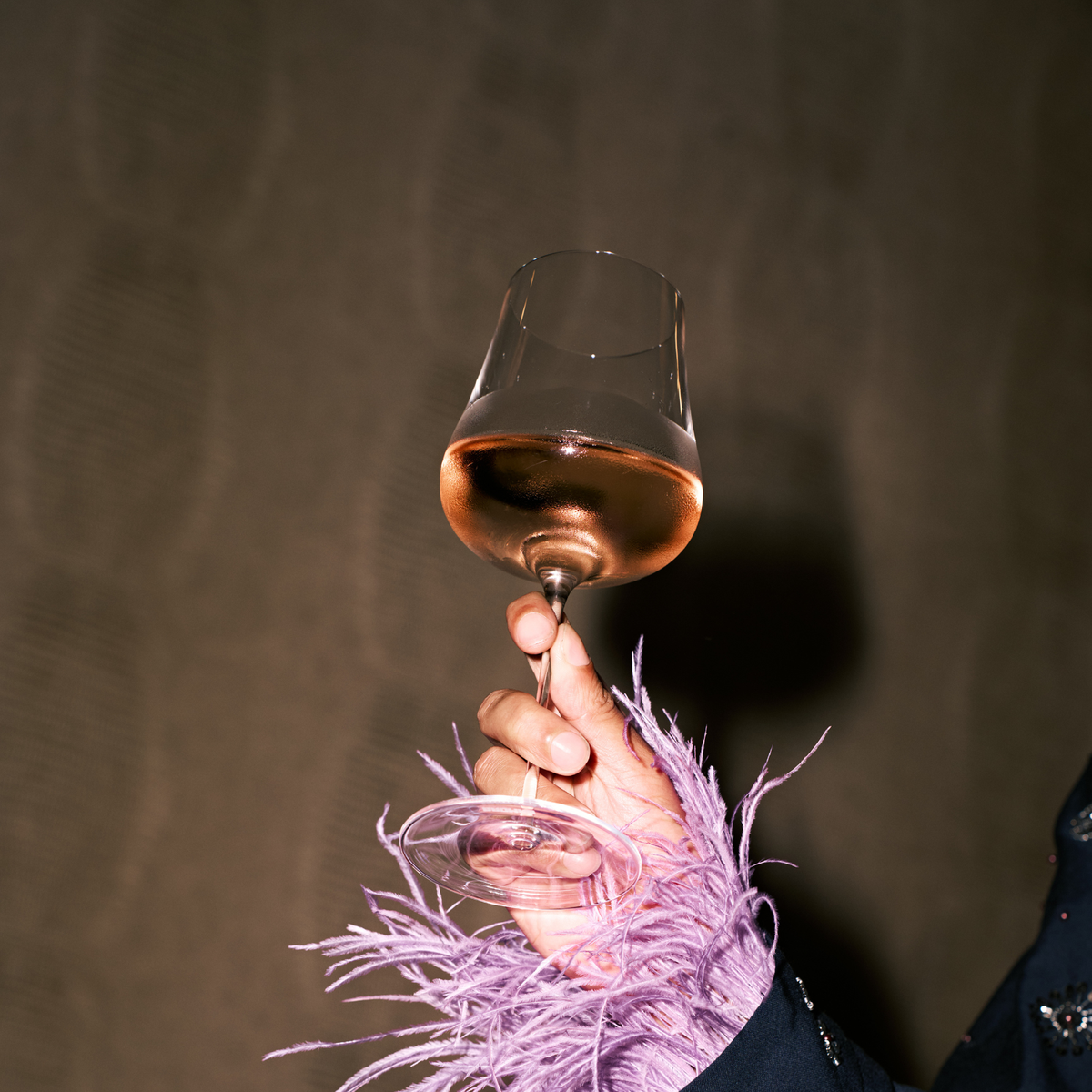 ISABELLA wine glass