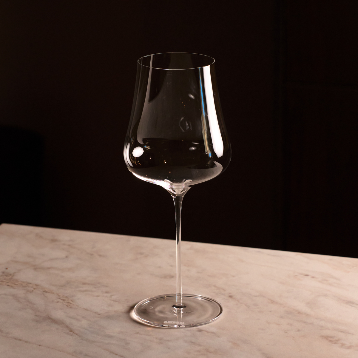ISABELLA wine glass