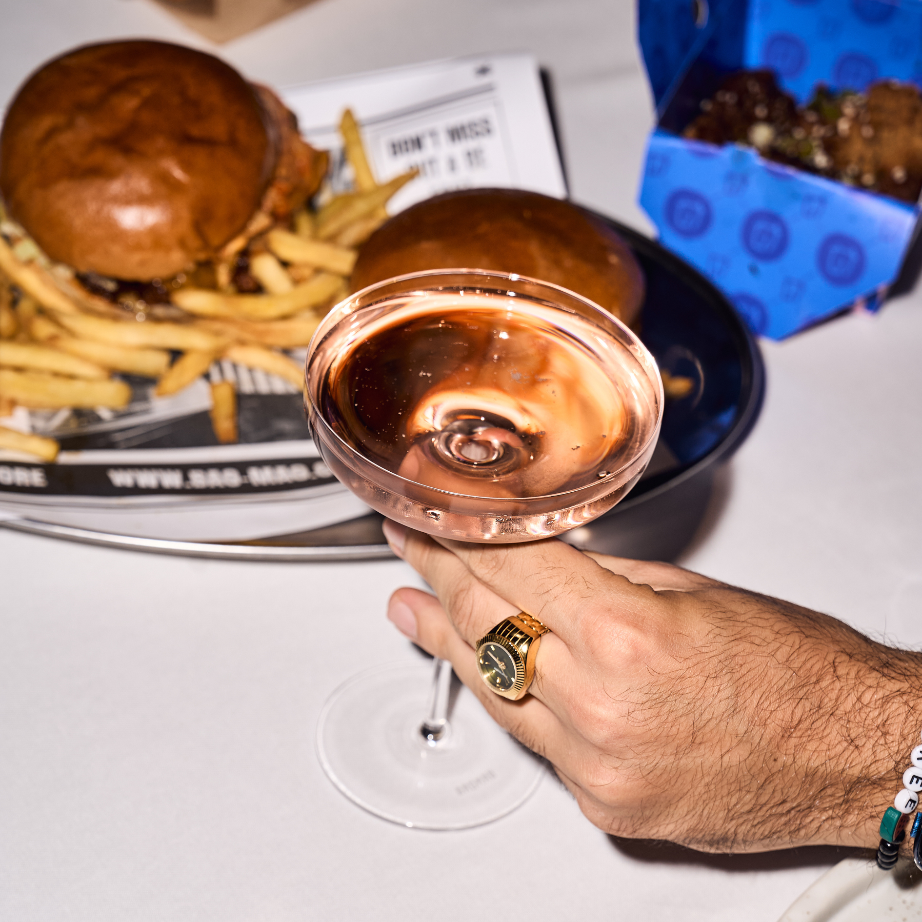 "Champagne Problems" coupes